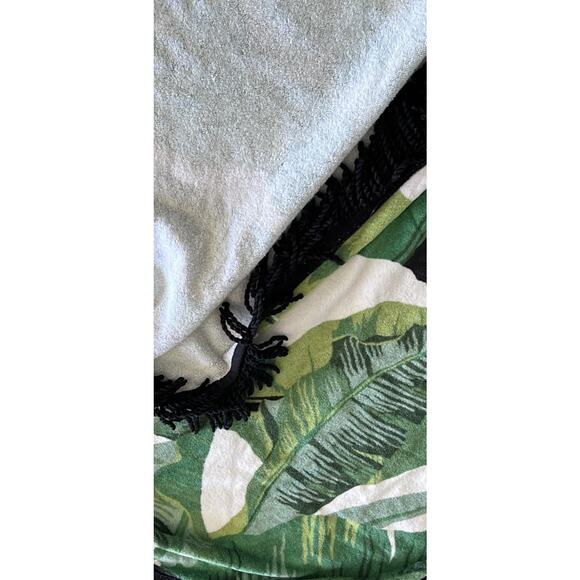 Better Homes & Gardens 60" Round Tropical Palm Tablecloth Terry Cloth w fringe - Picture 3 of 4